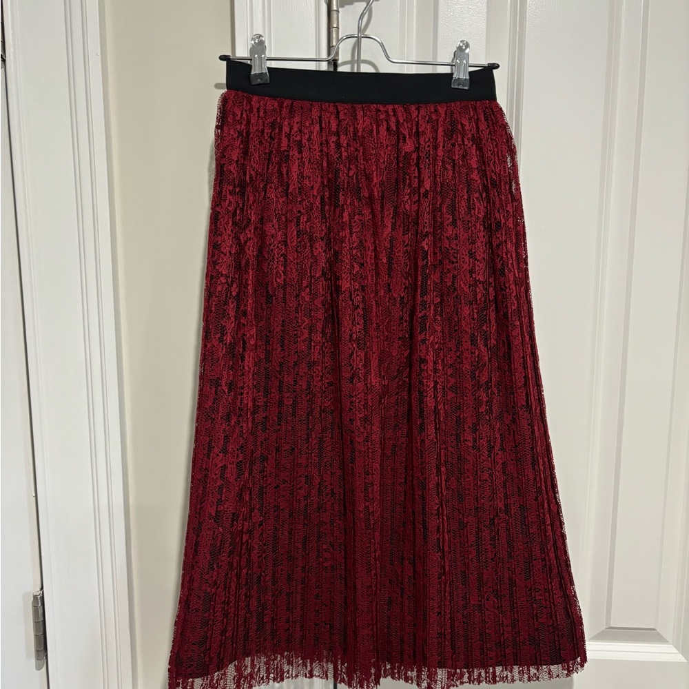 Alice and Olivia knee-length skirt